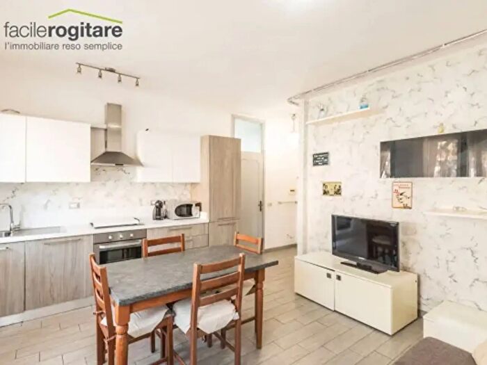 Appartamento trilocale in vendita in Via Garibaldi, Misano Adriatico