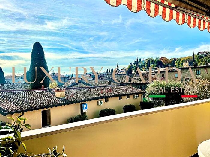 Appartamento con 5 locali in affitto in Centro, Padenghe sul Garda