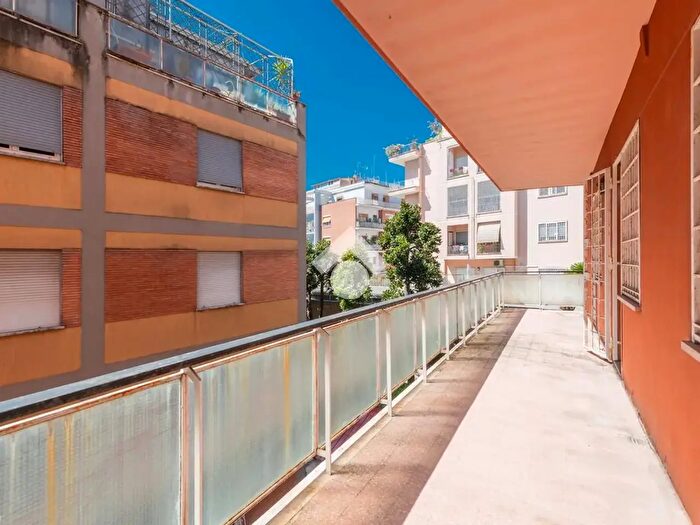 Appartamento quadrilocale in vendita in Via Attilio Friggeri, Roma