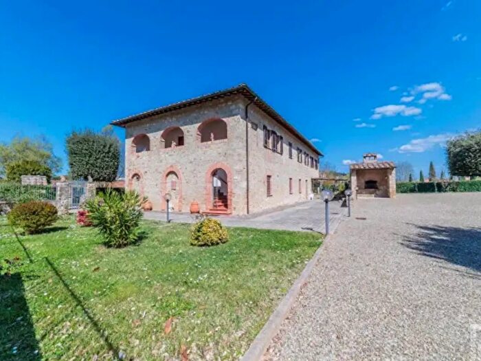 Casa con 6 locali in vendita in Strada Provinciale del Castello di Staggia, Poggibonsi
