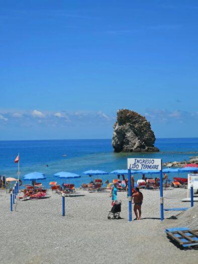 Appartamento quadrilocale in vendita in Acquappesa