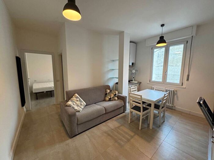 Appartamento bilocale in affitto in Via Eugenio Camerini, Casoretto, Milano