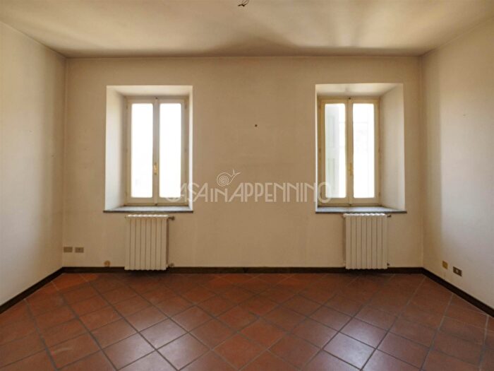 Appartamento con 6 locali in vendita in Montefiorino