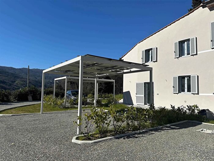 Casa con 6 locali in vendita in Via Pieve a Celle Pistoia, Pistoia