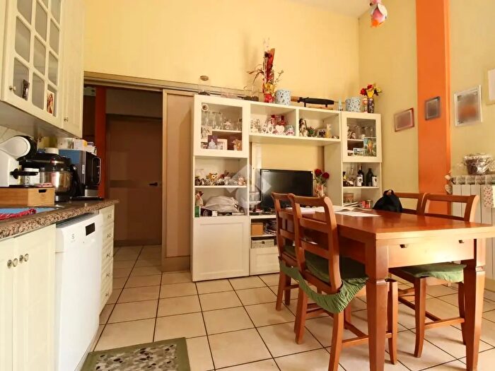Appartamento trilocale in vendita in Via Francesco Cilea, Prato