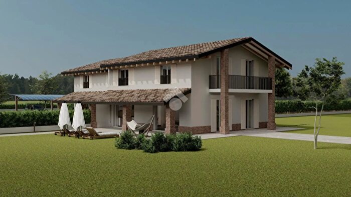 Casa con 5 locali in vendita in Via Ghiaie di Mezzo, Noceto