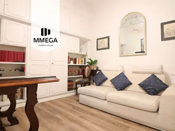 Appartamento con 6 locali in vendita in Via dei Servi, Firenze