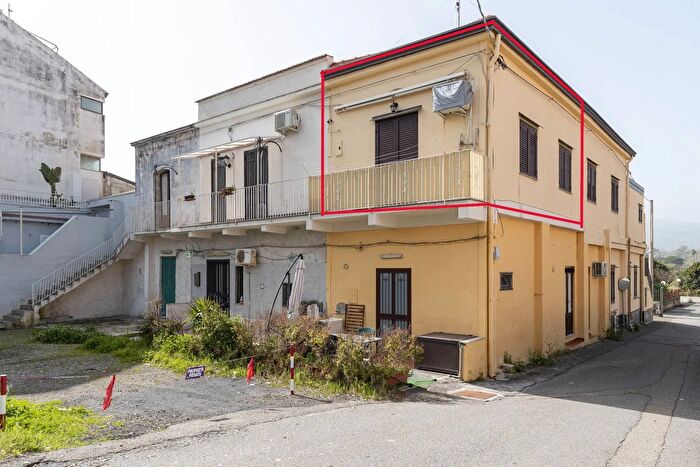 Appartamento bilocale in vendita in Via Spiaggia, Mascali