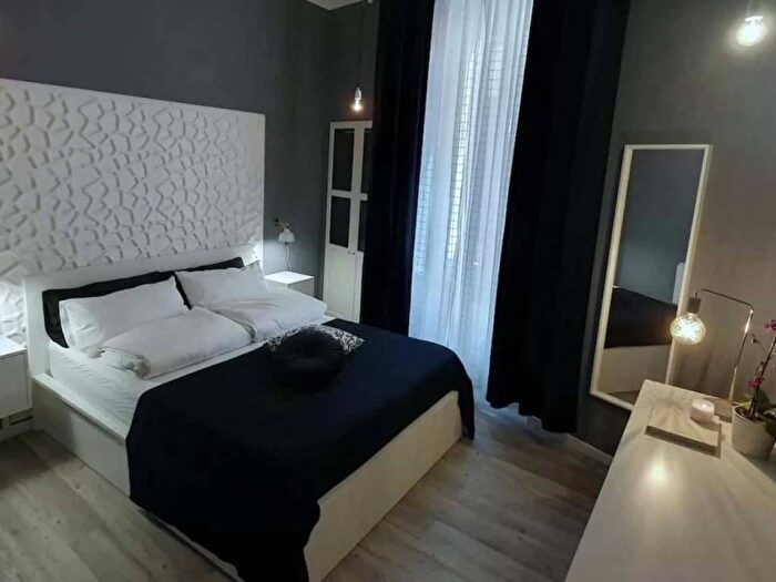 Appartamento bilocale in affitto in Salita Inferiore di SantAnna, San Vincenzo, Genova