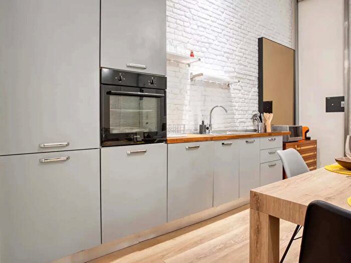 Appartamento in affitto in Via Lecco, Milano