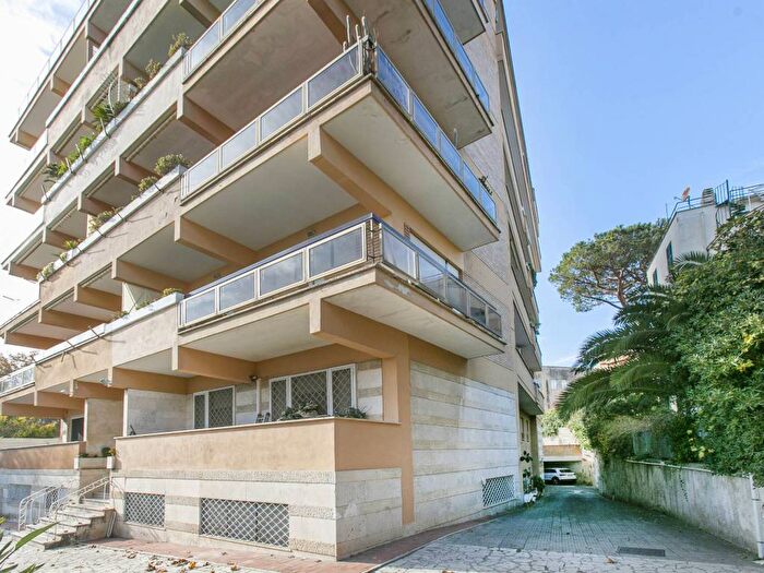 Appartamento bilocale in affitto in Via della Pineta, Centro Storico, Anzio