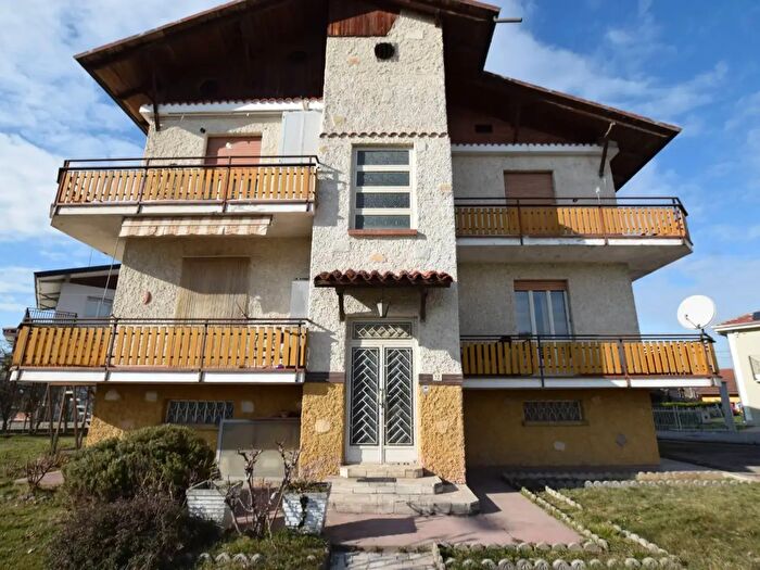 Casa con 5 locali in vendita in Via Cuneo, Morozzo