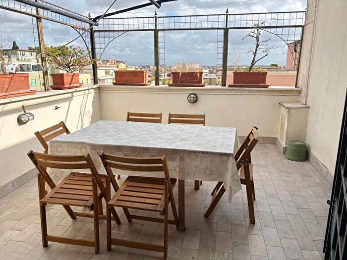 Casa bilocale in affitto in Via Cino da Pistoia, Monteverde Vecchio, Roma