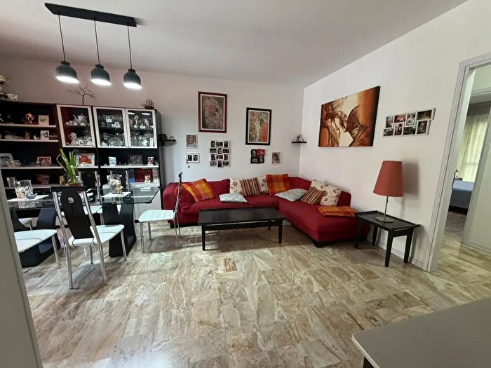 Appartamento trilocale in vendita in Via Luigi Ruggeri, Ancona