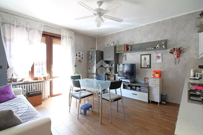 Appartamento trilocale in vendita in Vicolo Cervino, Santena