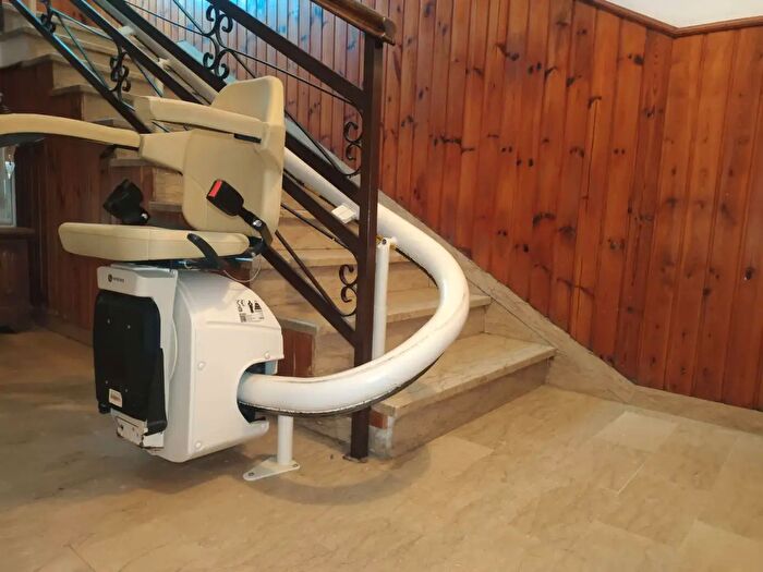 Appartamento con 6 locali in vendita in Deruta