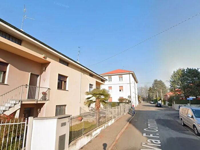 Appartamento bilocale in affitto in Via Varese, Mozzate