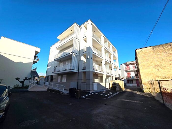 Appartamento quadrilocale in affitto in Via Santa Maria, Quarto