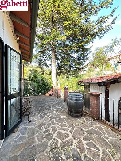 Appartamento con 5 locali in vendita in Gaiole In Chianti