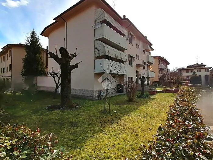 Appartamento quadrilocale in vendita in Via Generale Carlo Alberto dalla Chiesa, Valsamoggia