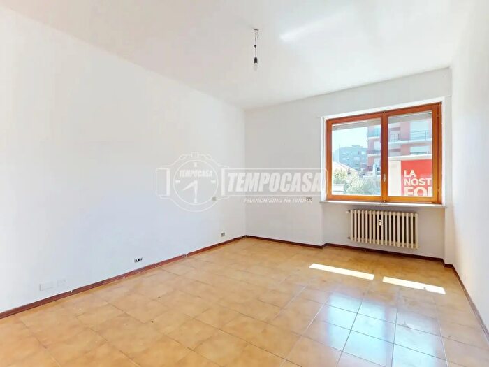 Appartamento trilocale in vendita in Strada Genova, Moncalieri