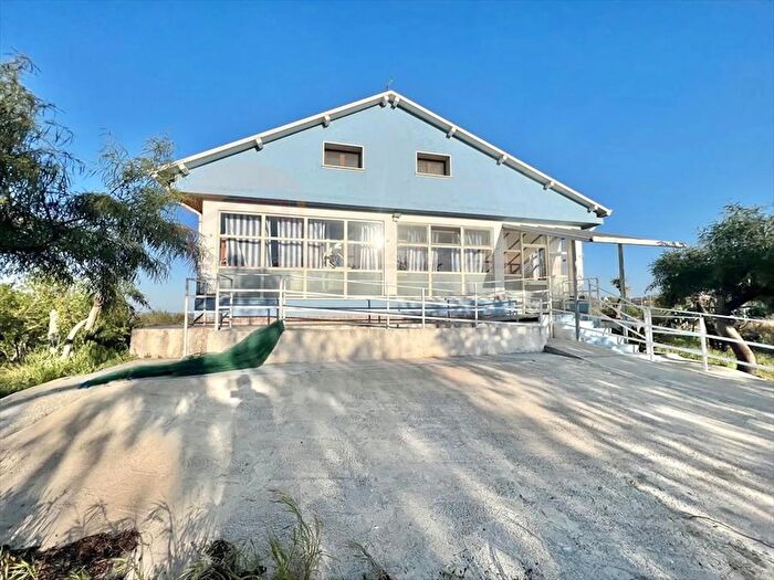 Casa con 8 locali in vendita in Via Brancati, Melilli