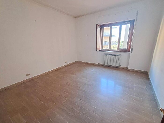 Appartamento con 5 locali in affitto in Viale dei Normanni, Centro Storico, Catanzaro