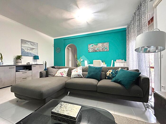 Appartamento trilocale in vendita in Via Teano, Latina