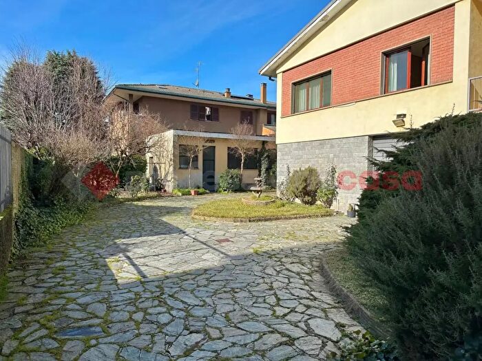 Case in Vendita e in Affitto - 3
