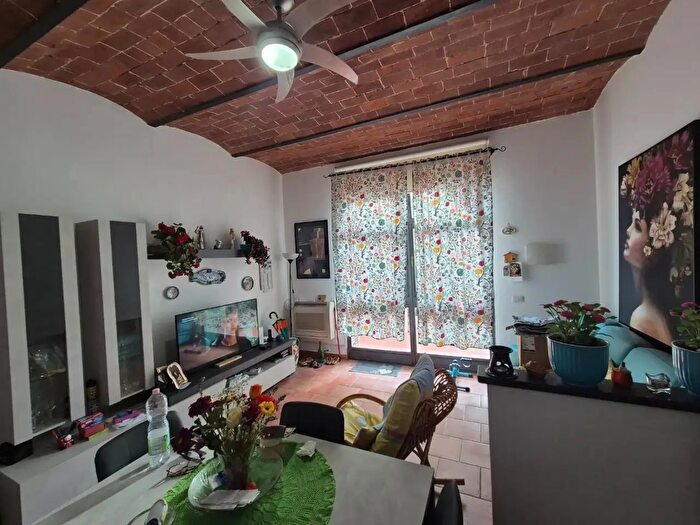 Appartamento quadrilocale in vendita in Suvereto LI, Suvereto