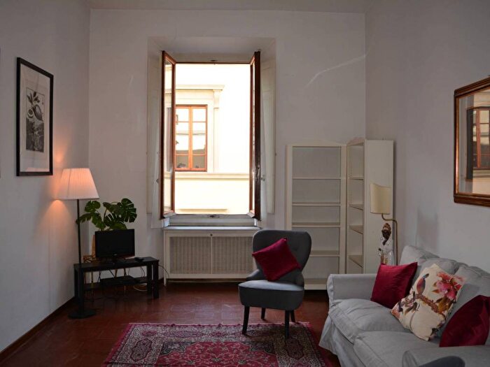 Appartamento trilocale in affitto in Piazza della Repubblica, Firenze