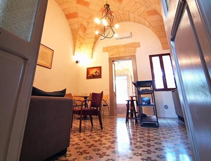 Appartamento trilocale in vendita in Via Alfonso Sozy Carafa, Lecce