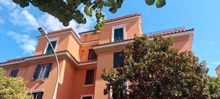 Appartamento con 5 locali in affitto in Via Tommaso Salvini, Roma