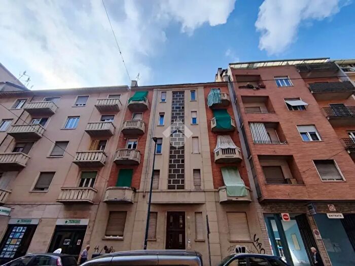 Appartamento bilocale in vendita in Via Chiesa, Torino