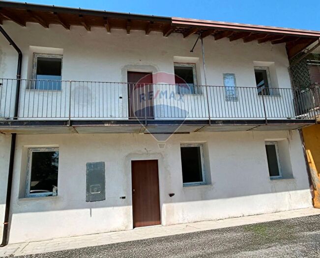 Appartamento bilocale in vendita in Via Visconti, Vanzaghello