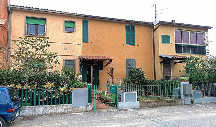 Casa bilocale in vendita in Zona San Martino Periferia della Citta Grosseto Grosseto, Grosseto