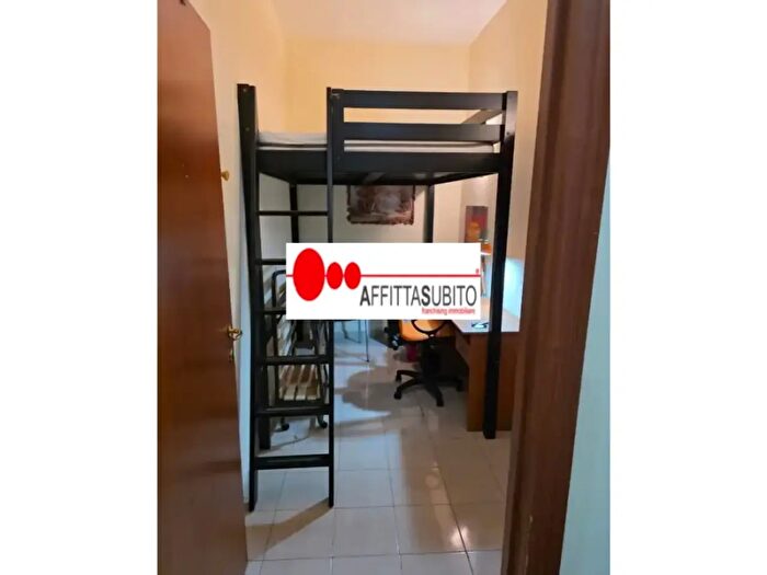 Appartamento quadrilocale in affitto in Via dei Tribunali, Napoli