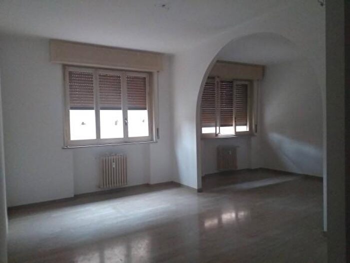 Appartamento quadrilocale in vendita in Via Cittadella, Piacenza