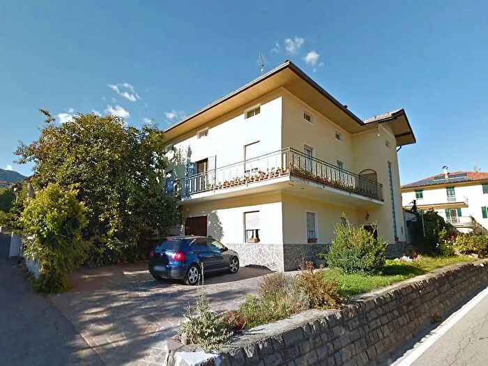 Appartamento con 10 locali in vendita in Tassullo Strada delle Ville, Ville dAnaunia