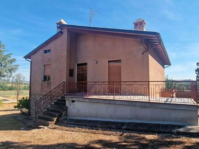 Casa con 6 locali in vendita in Civitella dei Conti, San Venanzo