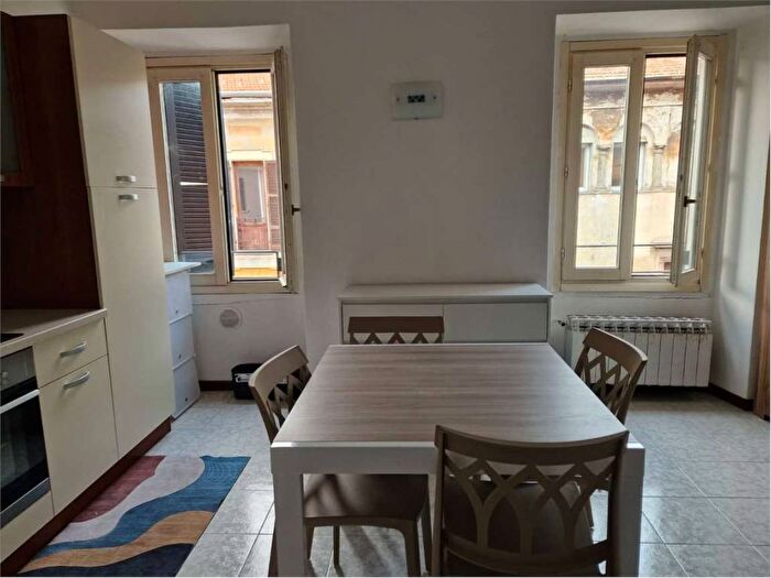 Appartamento monolocale in affitto in Corso Mazzini, Centro, Borgomanero