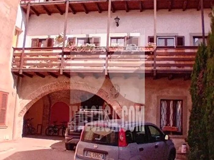 Appartamento quadrilocale in vendita in Via Fantoni, Alzano Lombardo