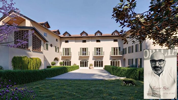 Appartamento trilocale in vendita in Via Concordia Renate, Renate