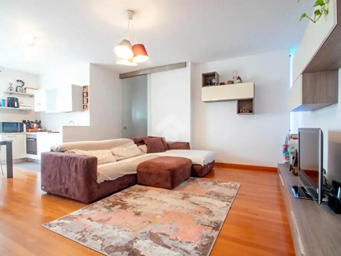 Appartamento quadrilocale in vendita in Via Diviglio, Caldogno