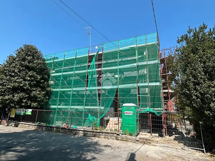 Appartamento bilocale in vendita in Via Edmondo De Amicis, Parma