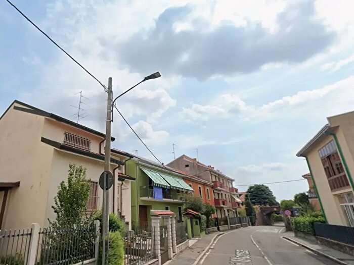 Appartamento monolocale in affitto in Via Don Luigi Monza, Saronno