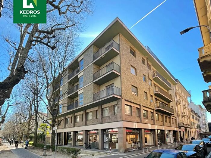 Appartamento bilocale in vendita in Via Cavour, Varese