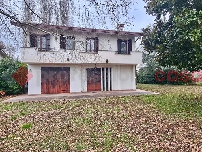 Casa quadrilocale in vendita in Via Vetta Snc, Monselice