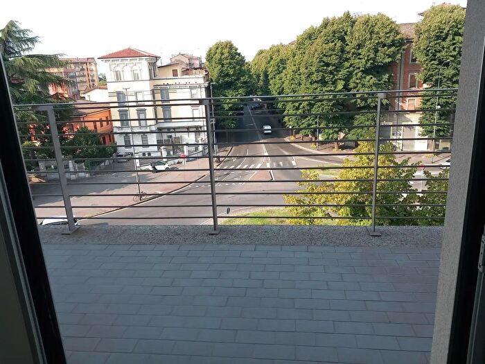 Appartamento quadrilocale in affitto in Piacenza