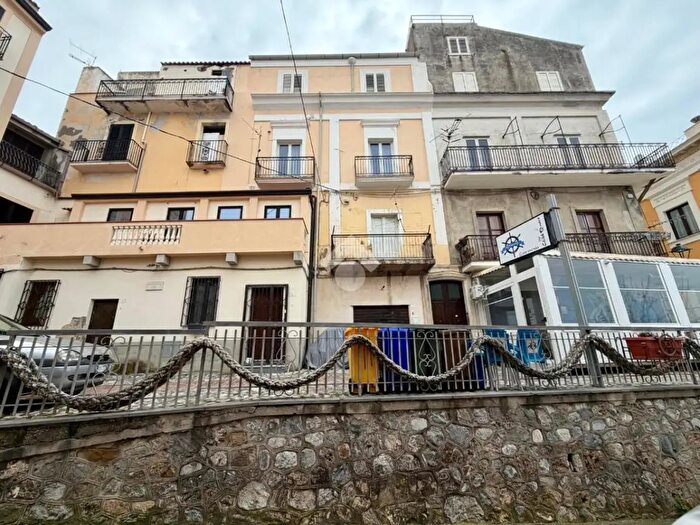 Appartamento trilocale in vendita in Via Matteotti, Diamante